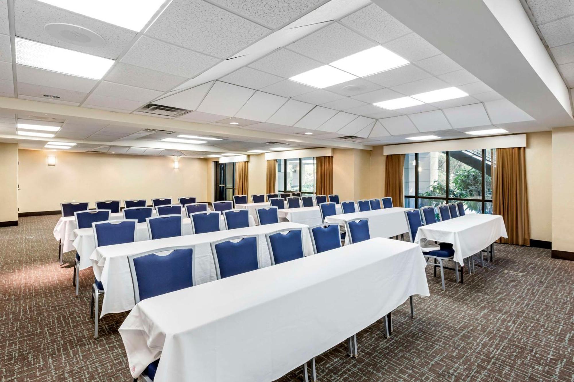 Best Western Plus Provo University Inn Exterior photo