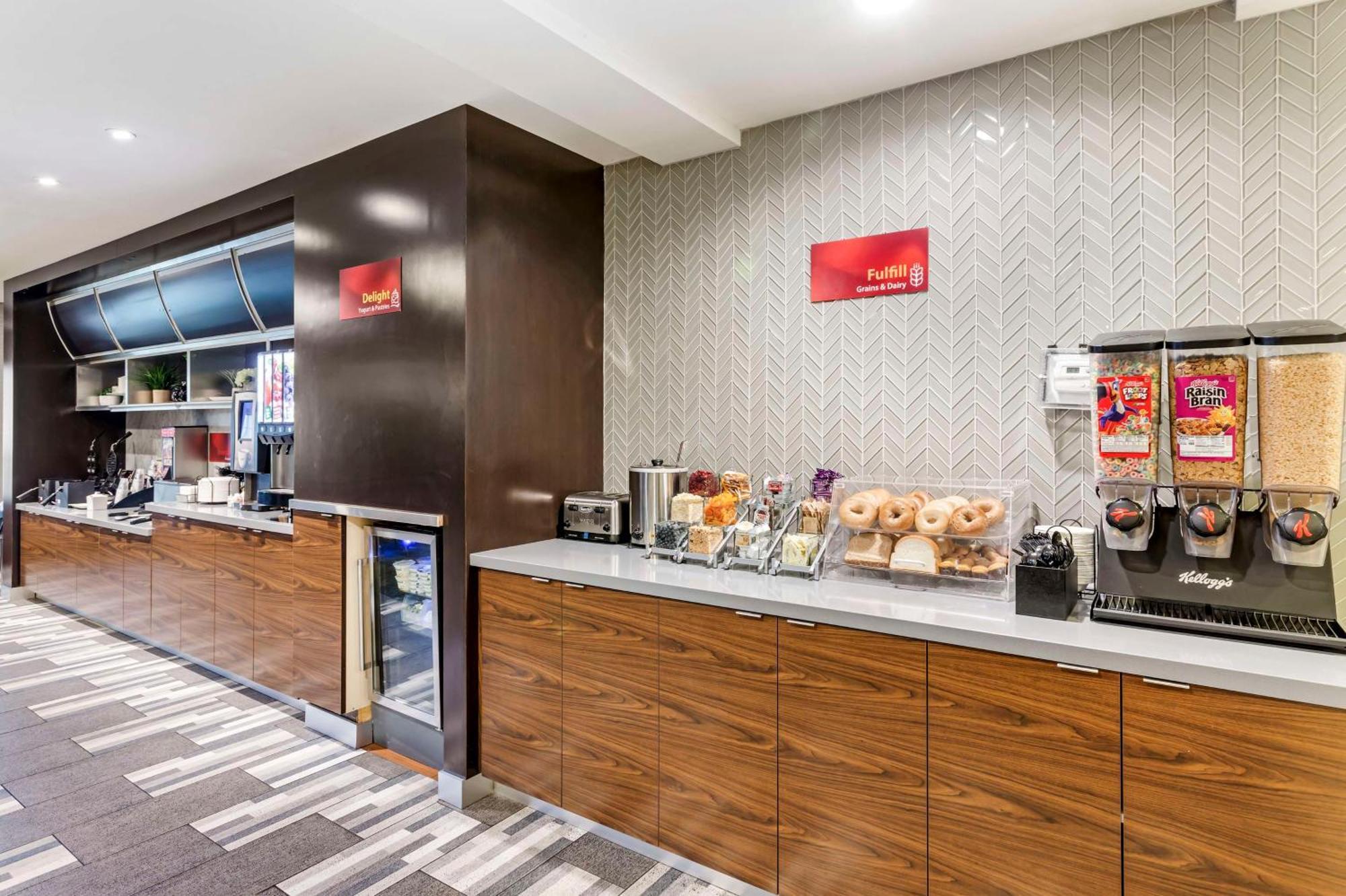 Best Western Plus Provo University Inn Exterior photo